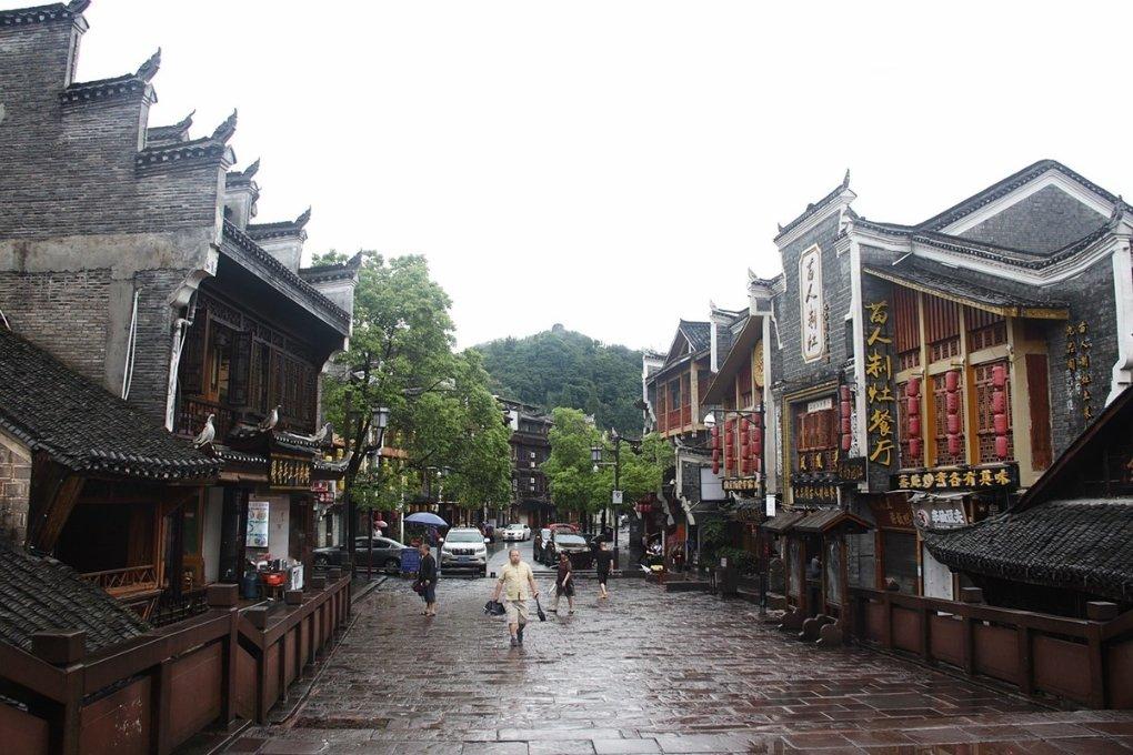 穴居人打高尔夫